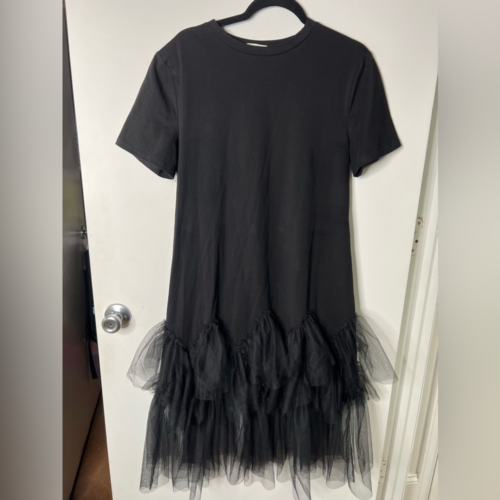 Women's Casual Short Sleeve Crew Neck Tutu Tulle Dress with an Oversized Fit